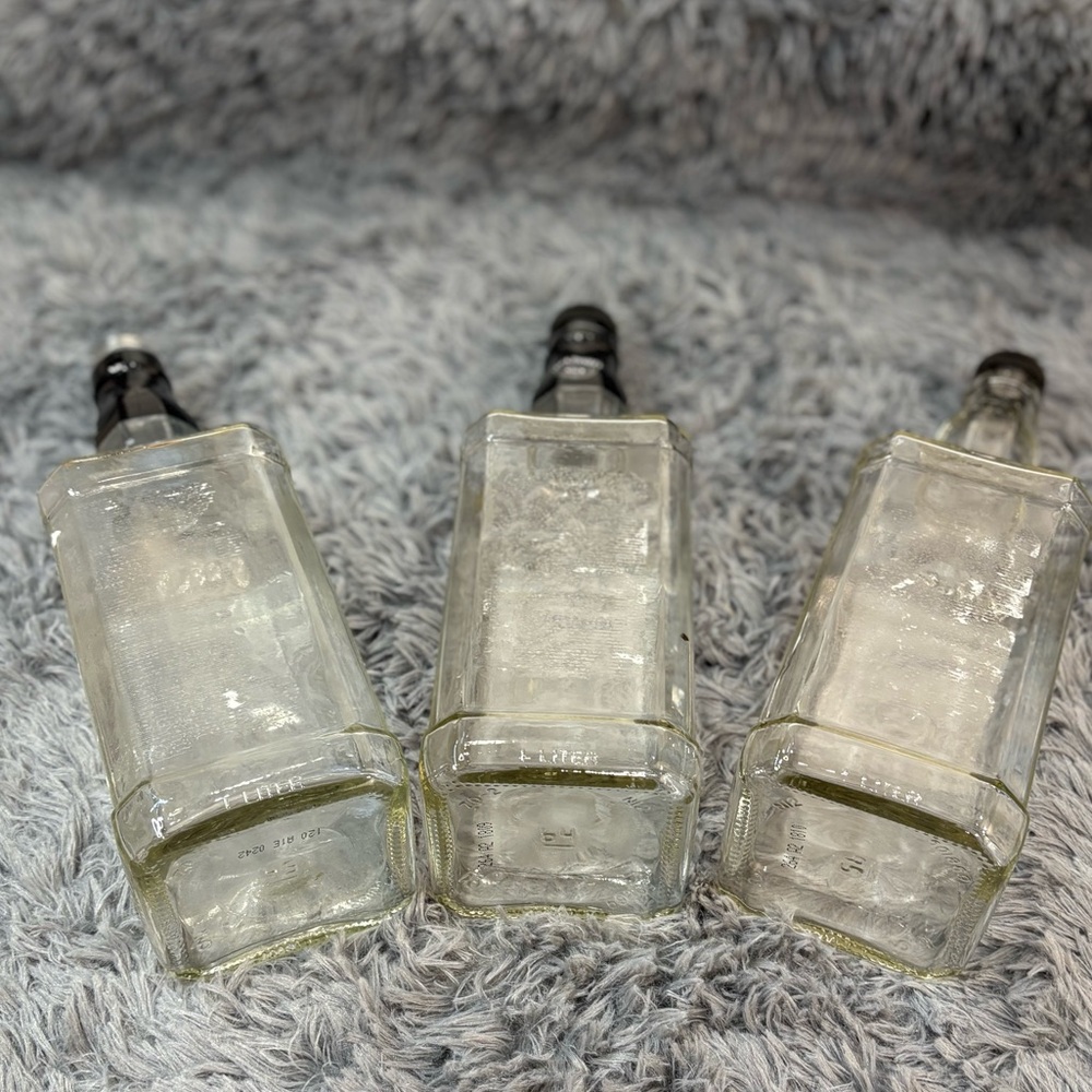 Jack Daniel’s Empty Bottles Lot of 3 Clear Glass 750mL DIY Bar Decor Craft